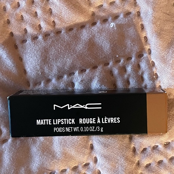 M.A.C. Kinkster - Matte Lipstick - Picture 7 of 8